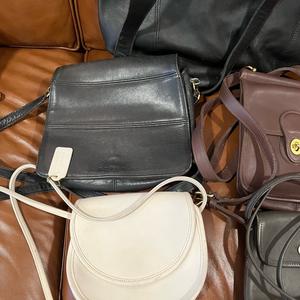 8 Vintage Coach leather Bags - Picture 2 of 9